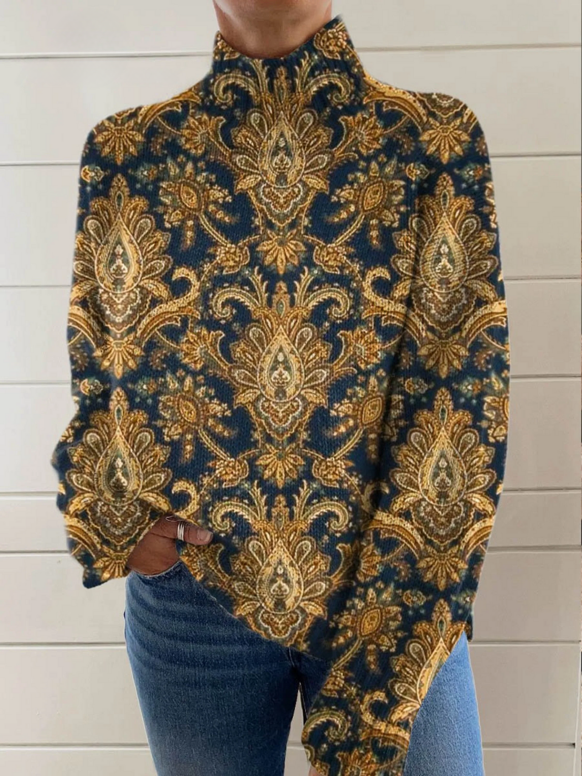 Della | Suéter de Cuello Alto con Estampado Paisley