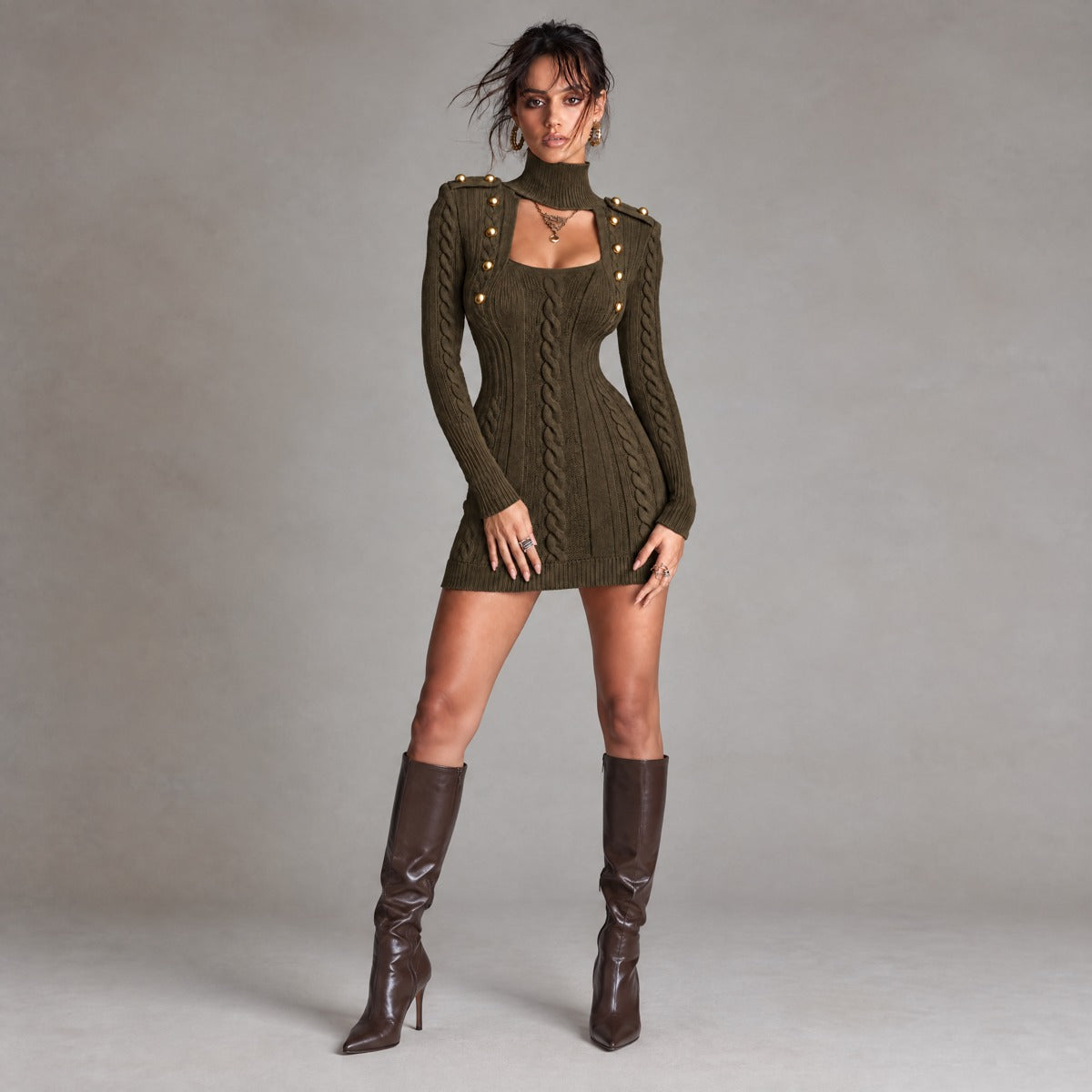 Vestido Suéter Bodycon Estilo Militar de Punto Trenzado con Aberturas y Botones Dorados