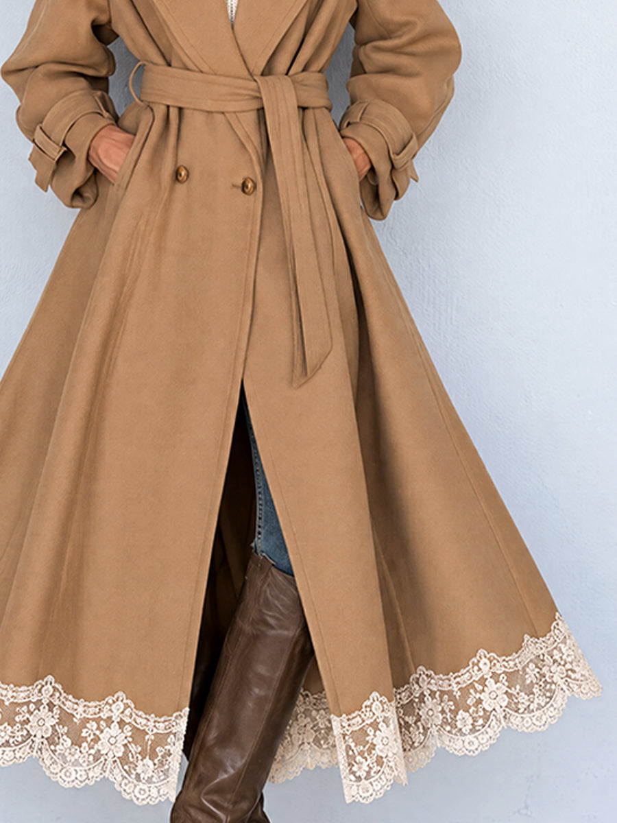Gabardina Camel Nomad con Dobladillo de Encaje