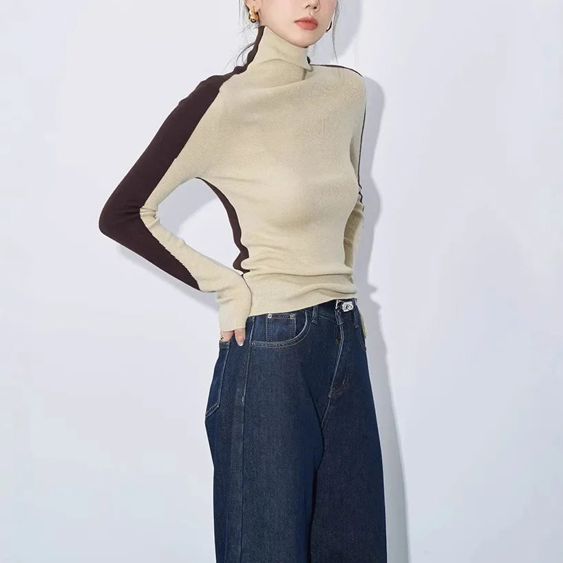 Blair | Blusa de Cuello Semialto con Mangas en Contraste