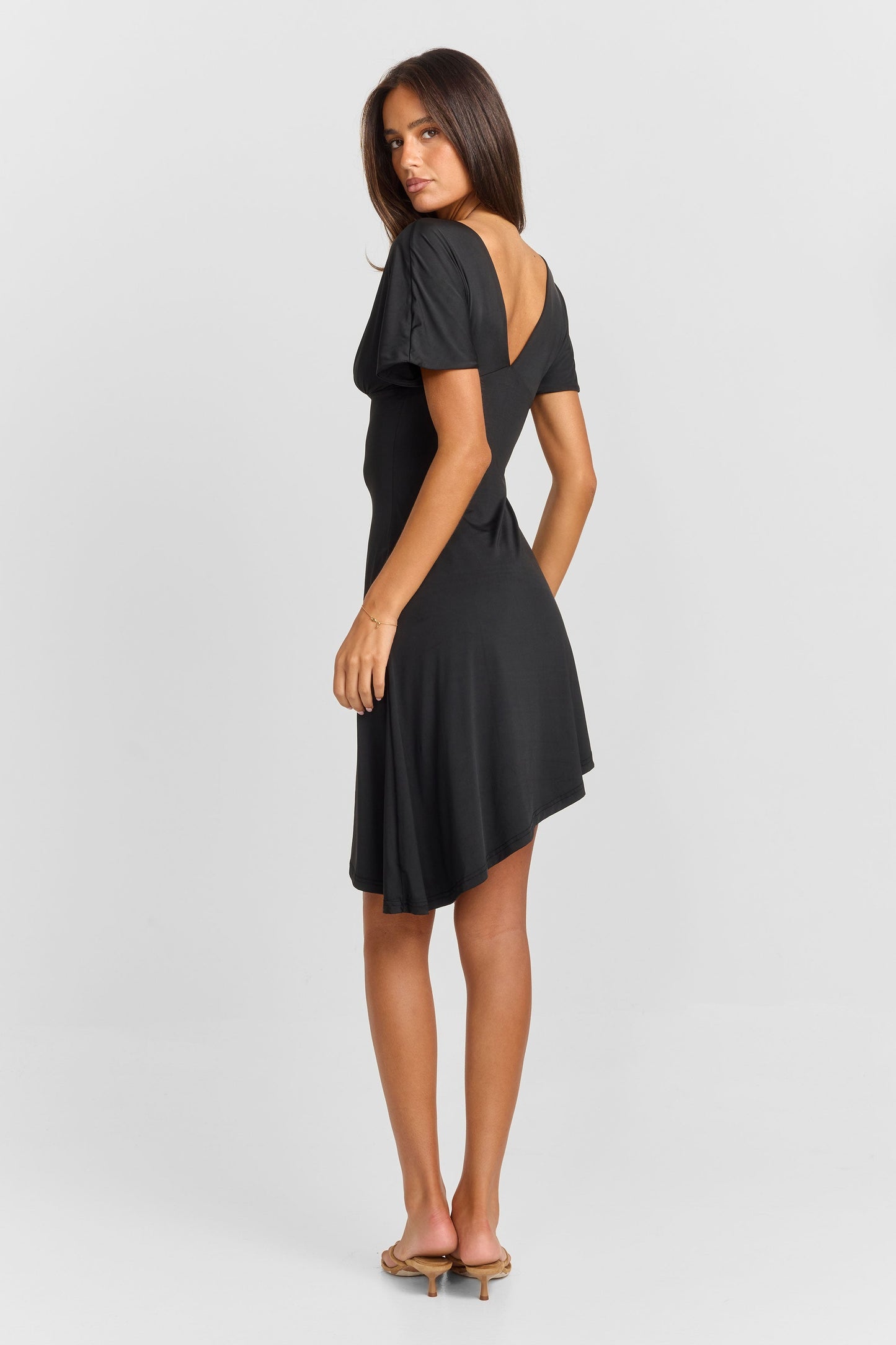 Vestido Corto Winnie Negro