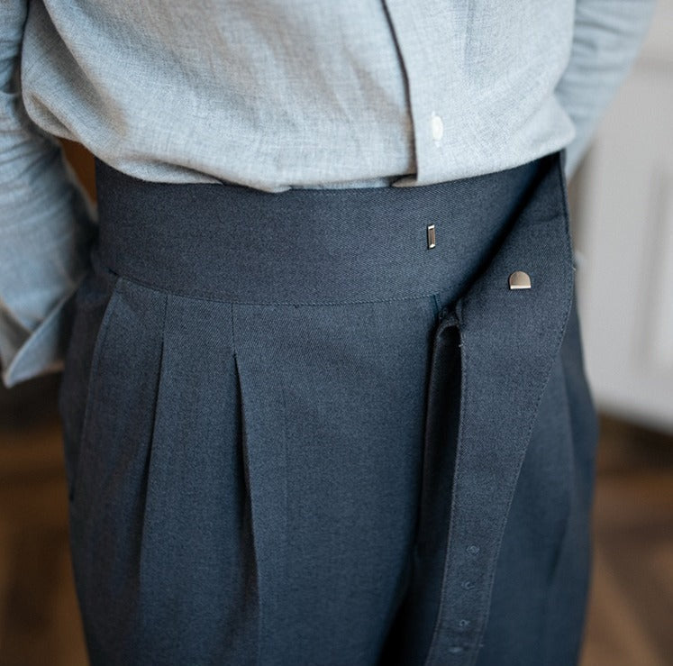 Pantalón "Cipressa" Gurkha con Pliegue, Corte Recto
