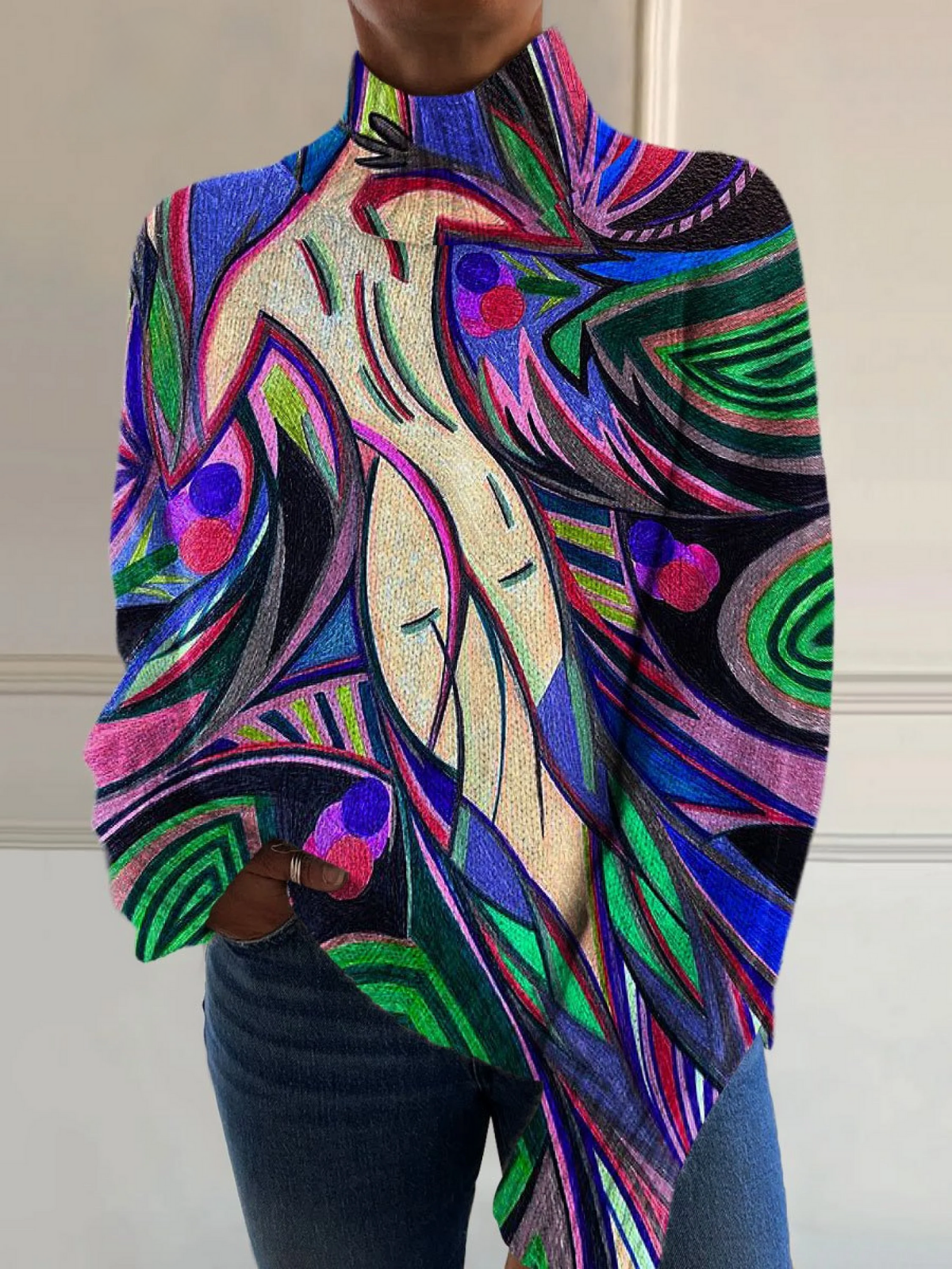Coralynn | Blusa de Cuello Alto con Estampado Abstracto