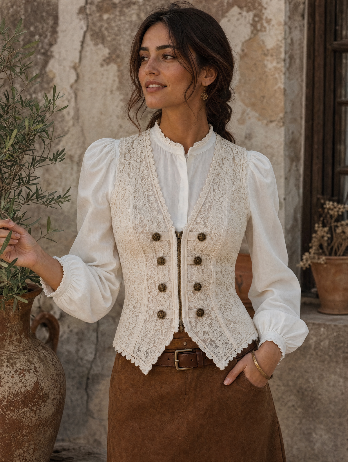 Chaleco Corsé Cruzado Boho Romántico de Encaje Floral Color Crema