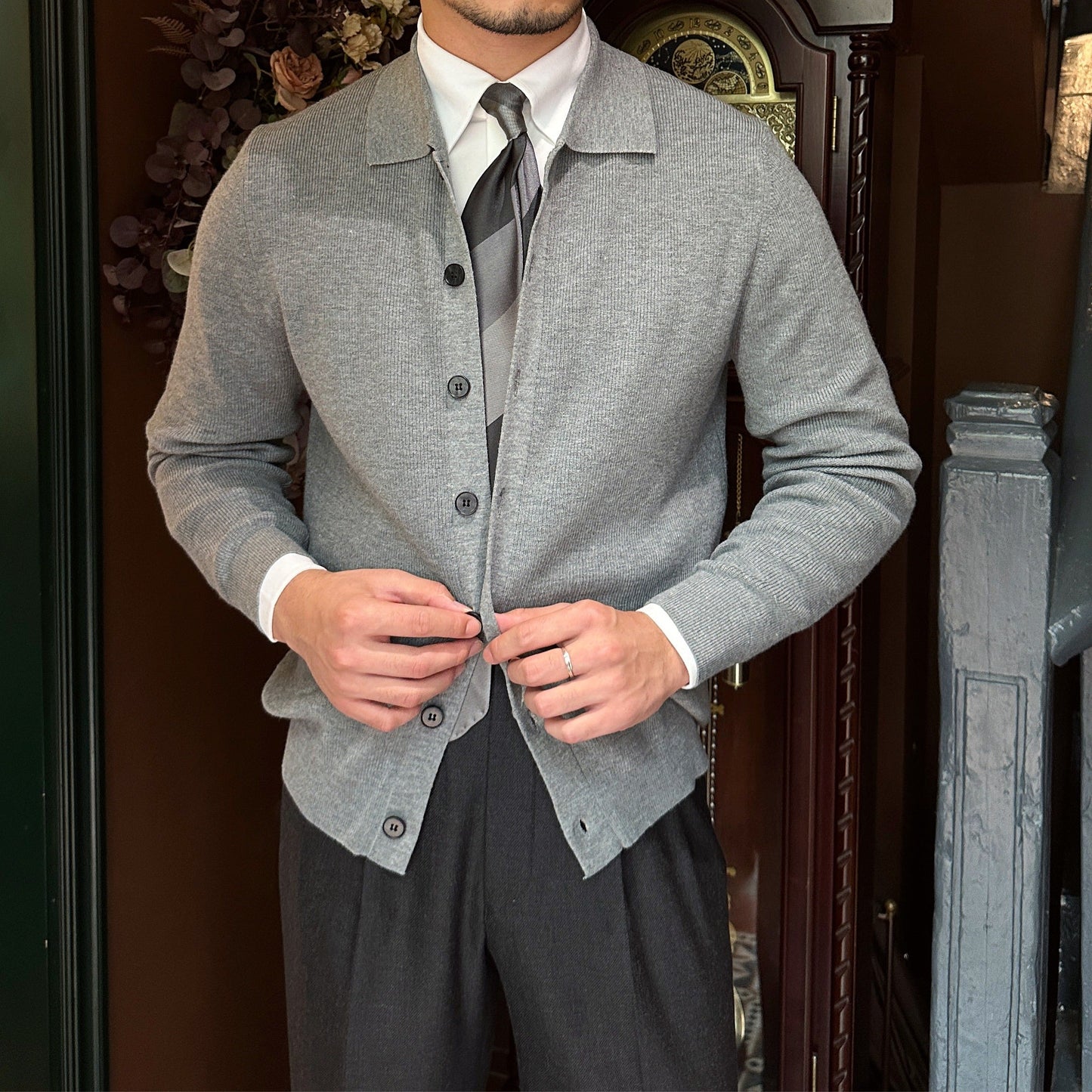 Cárdigan "Southwell" con Cuello y Botones