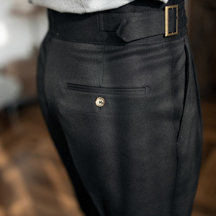 Pantalón "Cipressa" Gurkha con Pliegue, Corte Recto