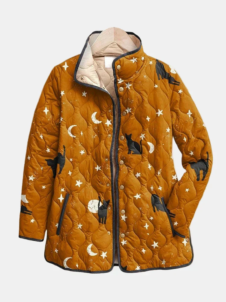 EIRA | Chaqueta Acolchada Negra con Estampado de Gatitos