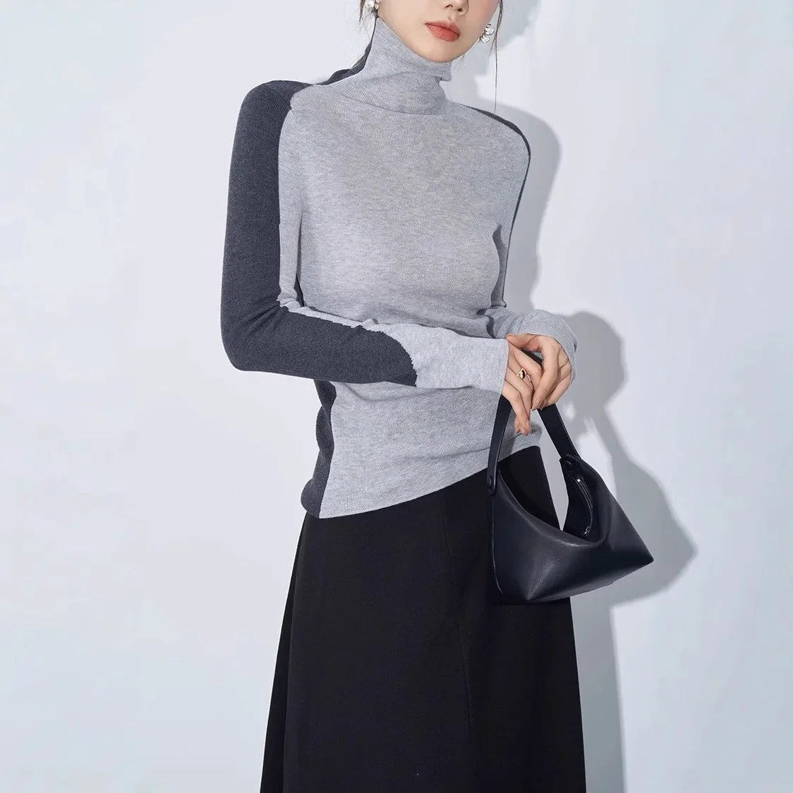 Blair | Blusa de Cuello Semialto con Mangas en Contraste