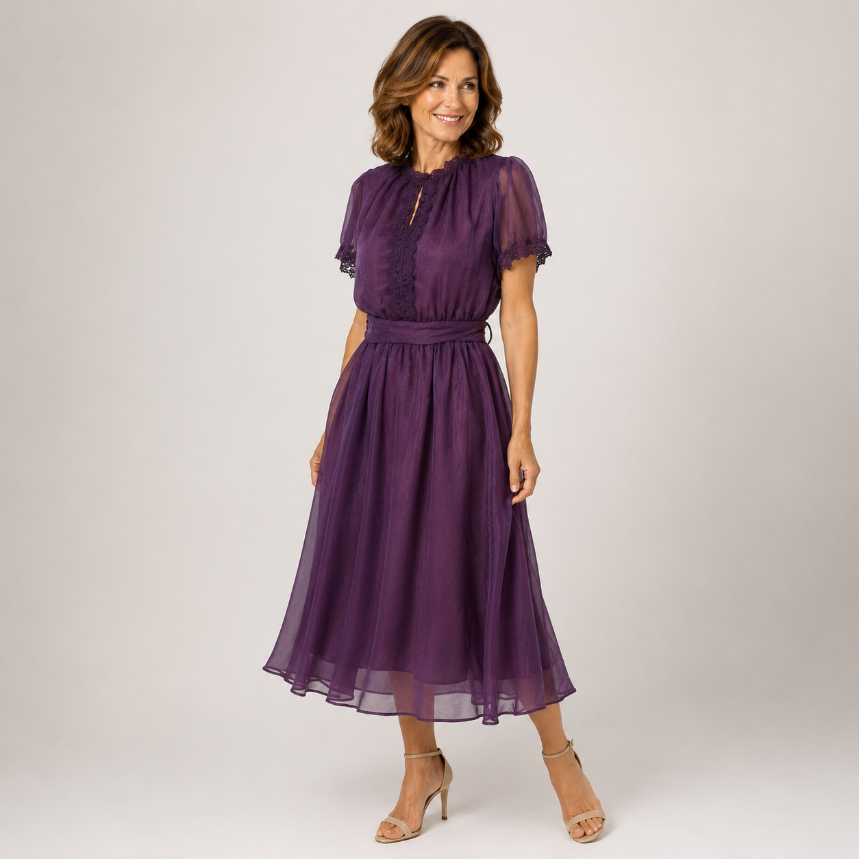 Florence | Maxi Dress with Sweetheart Neckline and Chiffon Lace Trim