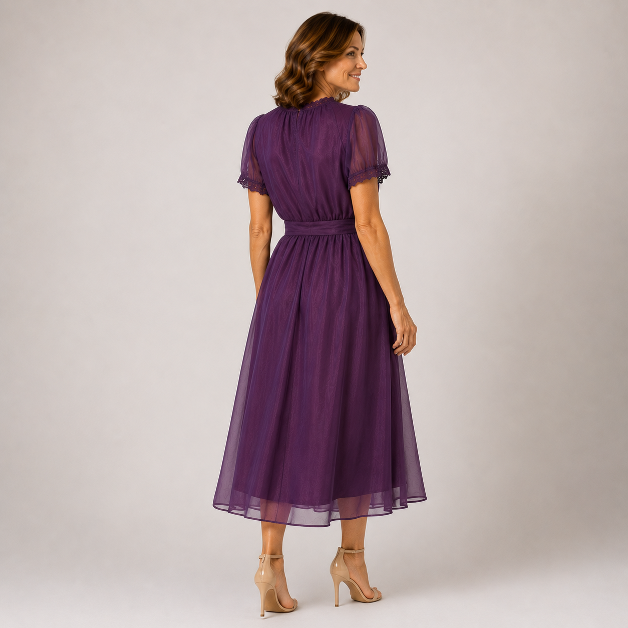 Florence | Maxi Dress with Sweetheart Neckline and Chiffon Lace Trim