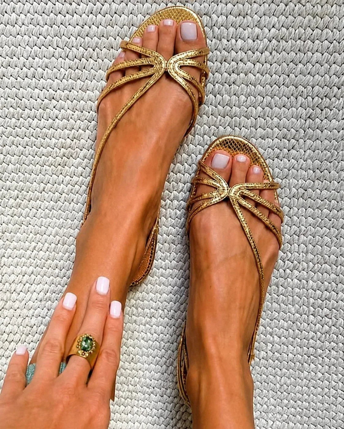 Sandalias Elegantes Luminosas