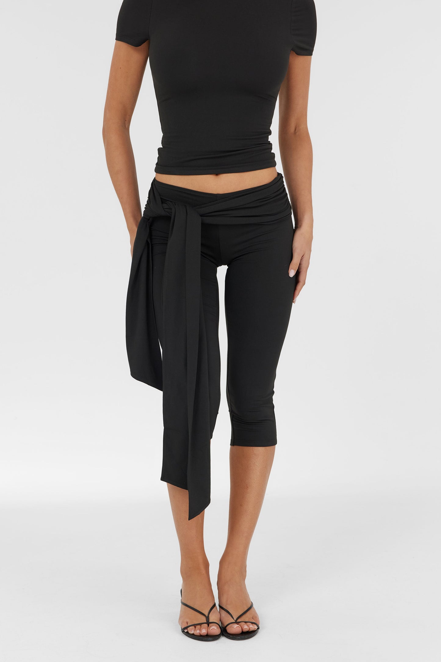 Pantalón Capri Elvira Negro