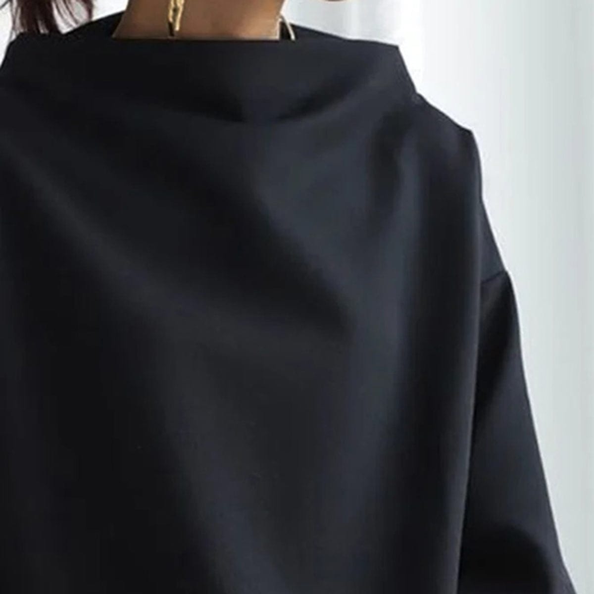 Joan | Blusa Drapeada de Cuello Alto