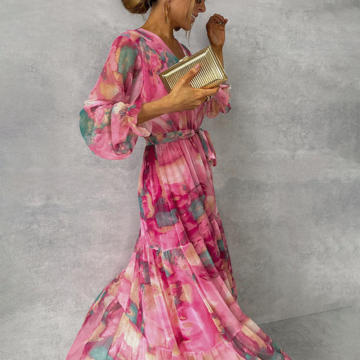 ZOEY | Vestido Cruzado Floral Vibrante con Silueta de Capas Favorecedora