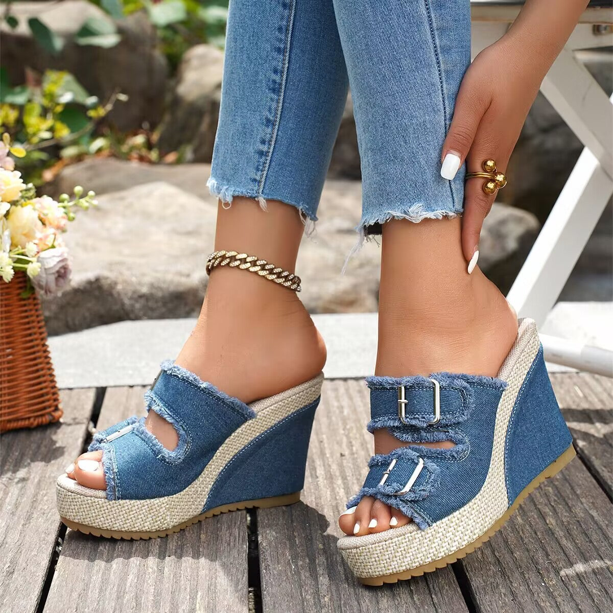 Atelier | Sandalias de Plataforma con Borde Deshilachado