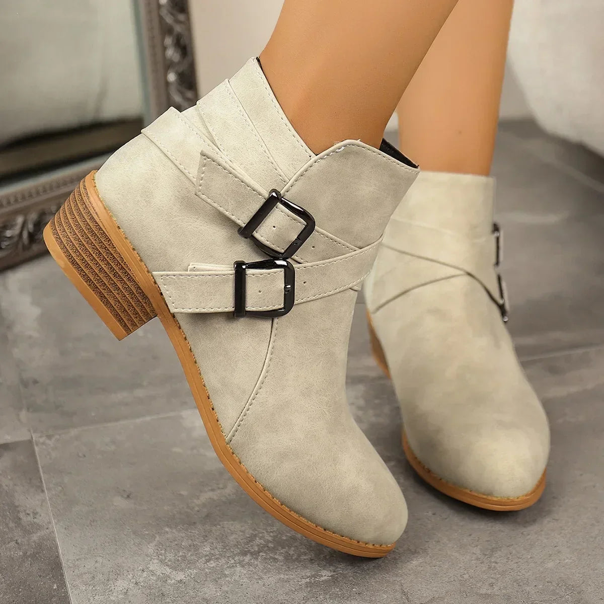 Valerisse™ Bota con Correa Cómoda