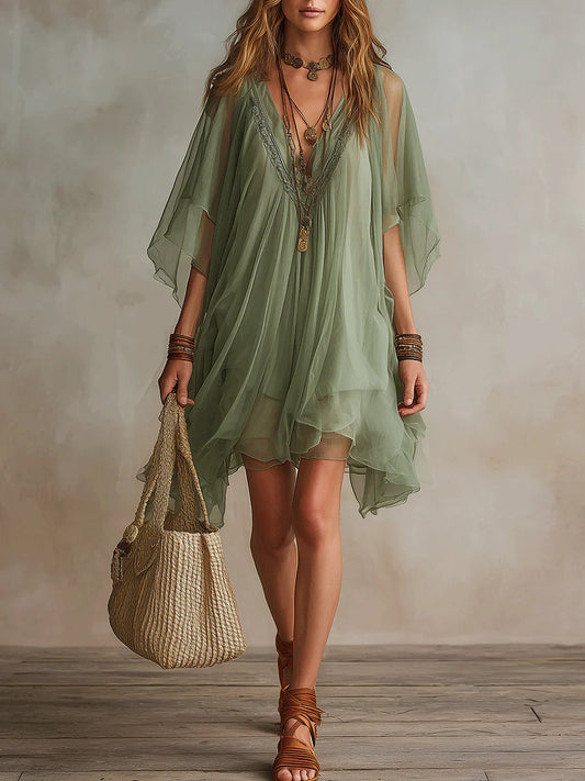 Vestido Mini Vaporoso de Chiffon Verde con Escote en V