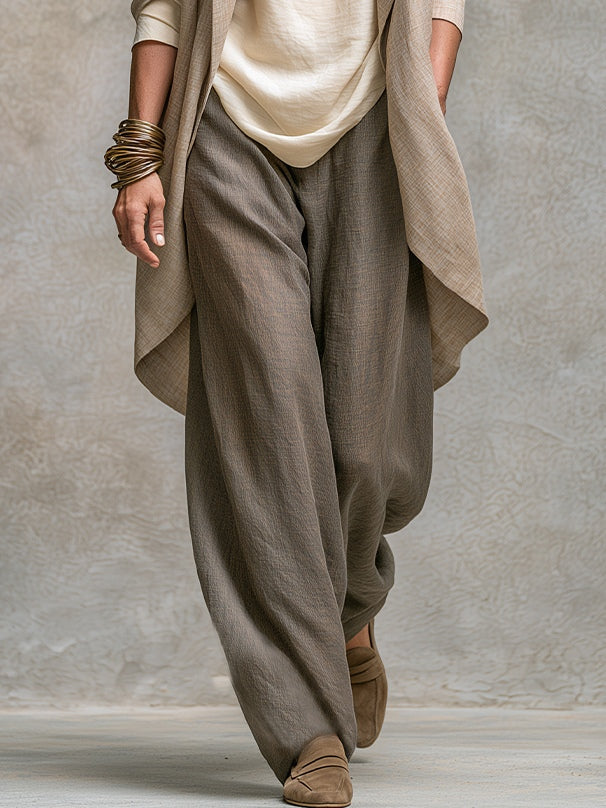 Conjunto Elegante de Tres Piezas Beige Gris con Pantalón de Pierna Amplia