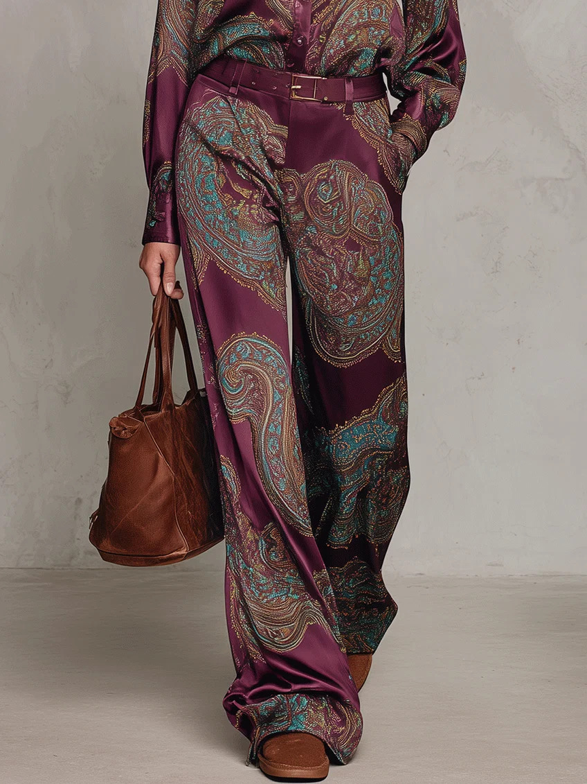 Gloria | Camisa de Seda de Manga Larga con Estampado Paisley Vino y Pantalón de Pierna Amplia
