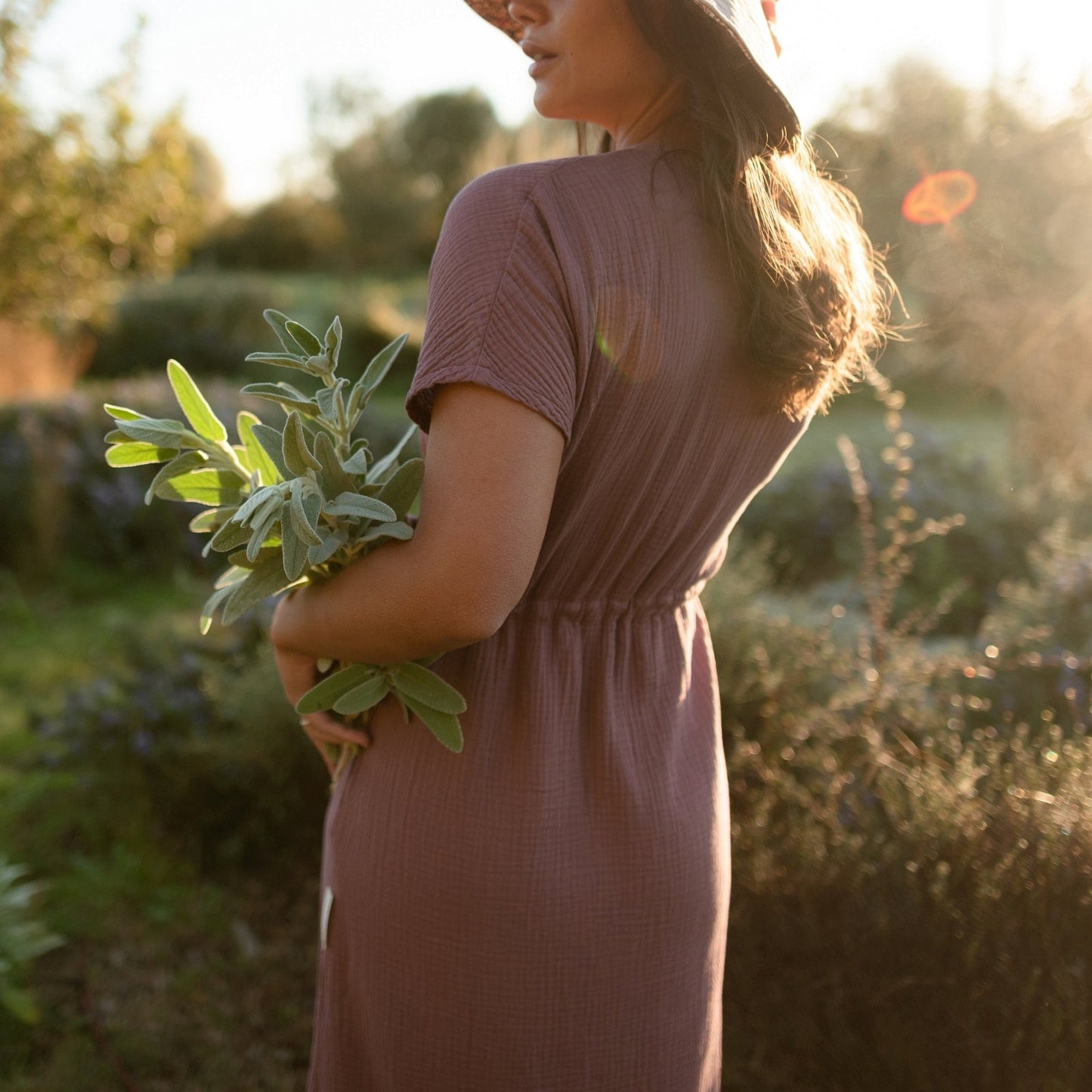 Vestido cruzado midi de muselina Milva