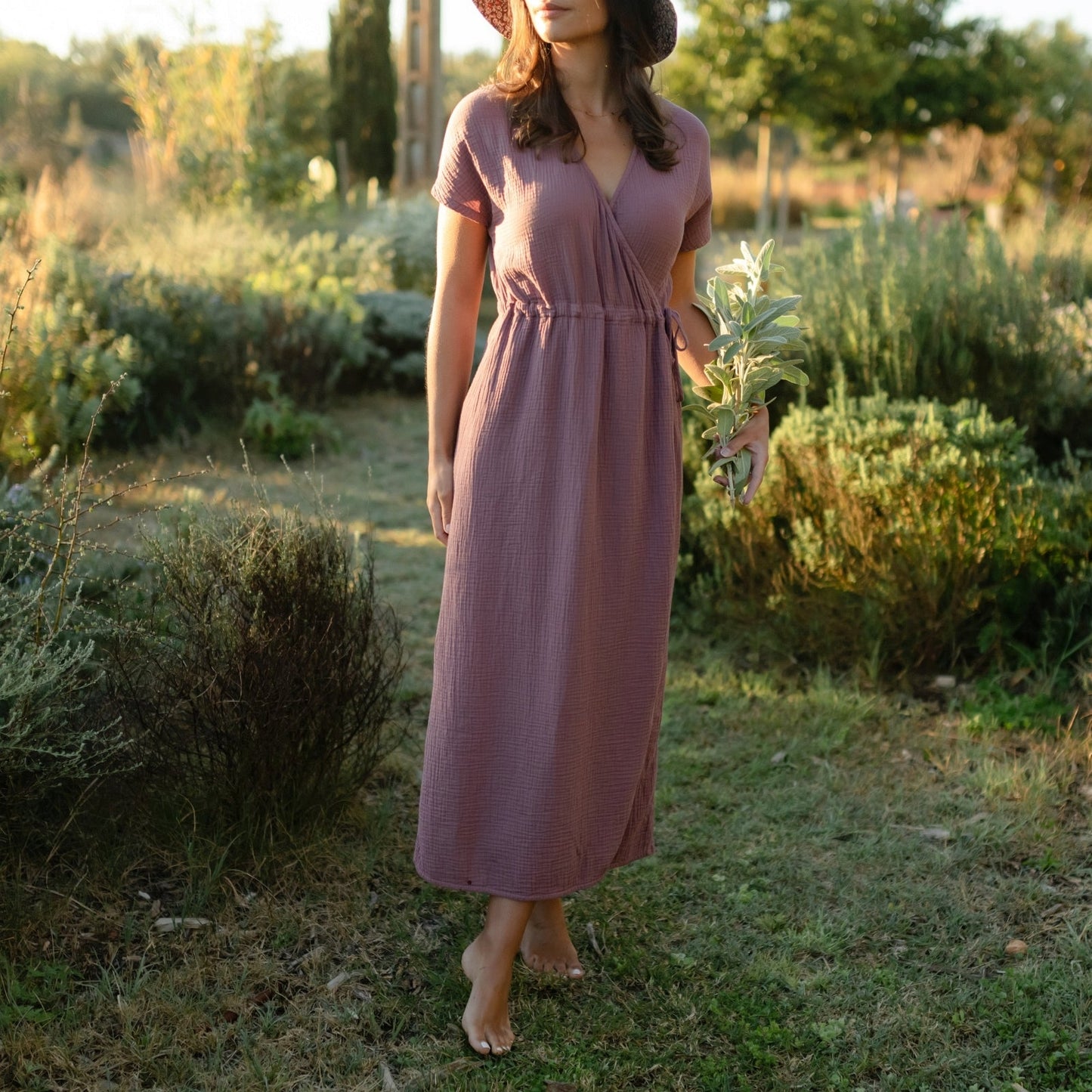 Vestido cruzado midi de muselina Milva