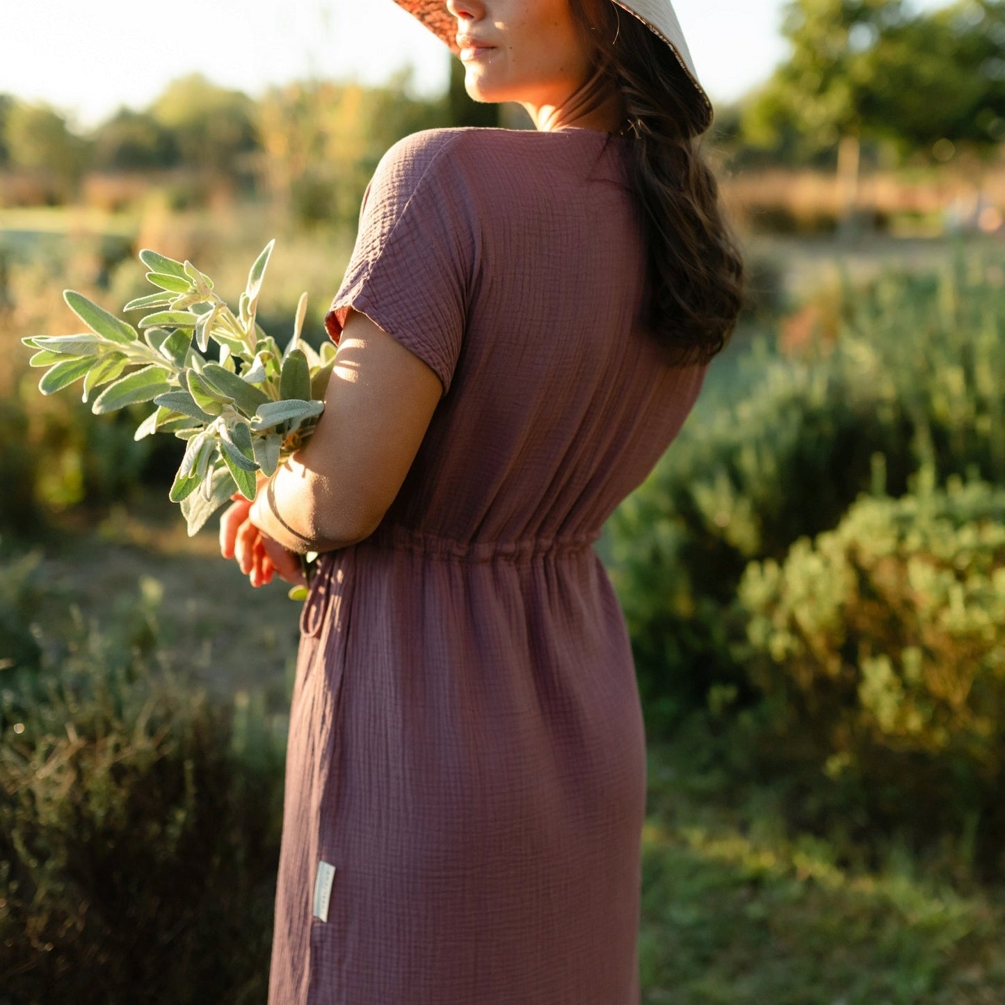 Vestido cruzado midi de muselina Milva