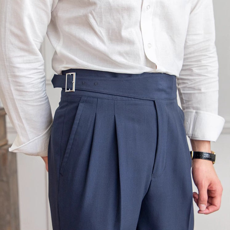 Pantalón "Capri" Gurkha con Pliegue, Corte Recto