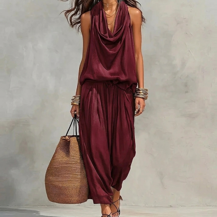 Ambre | Conjunto con Caída de Top Halter Drapeado y Pantalón