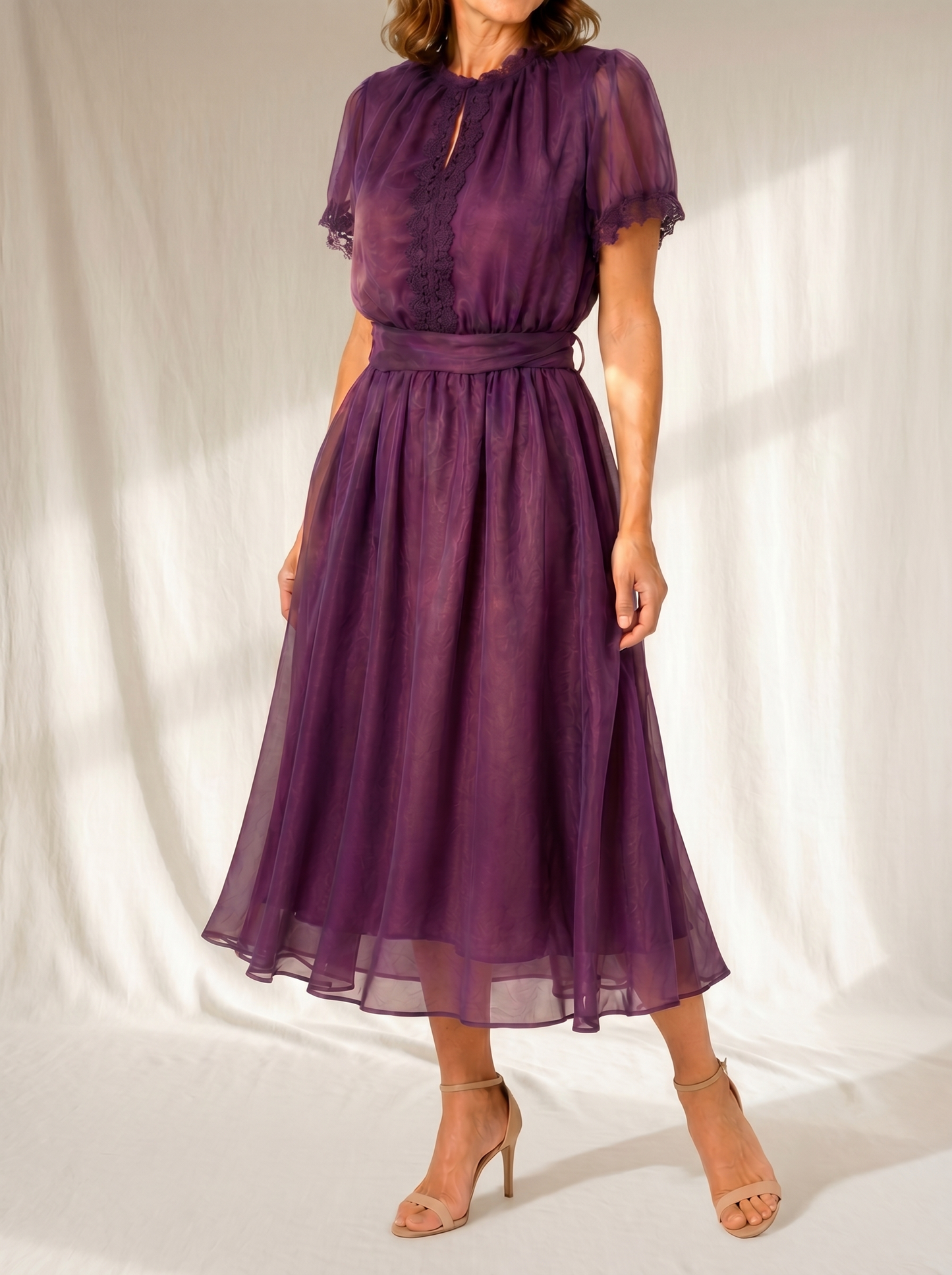 Florence | Maxi Dress with Sweetheart Neckline and Chiffon Lace Trim