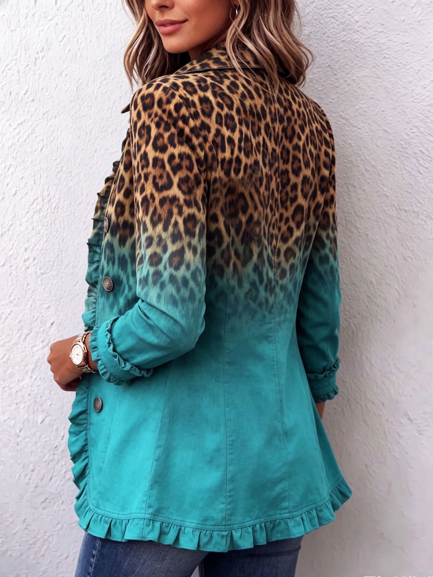 Mercedes | Chamarra Blazer Leopardo Degradado con Volantes